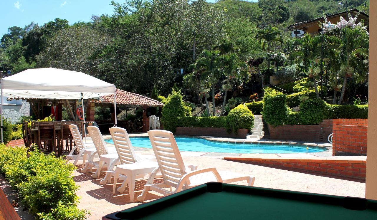 Hotel Campestre Casona Del Camino Real San Gil Bagian luar foto